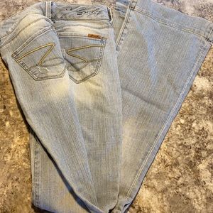 7 for all mankind flares